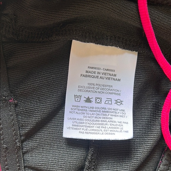 Nike Kids Black and Pink Patterned Skorts - Picture 3 of 11